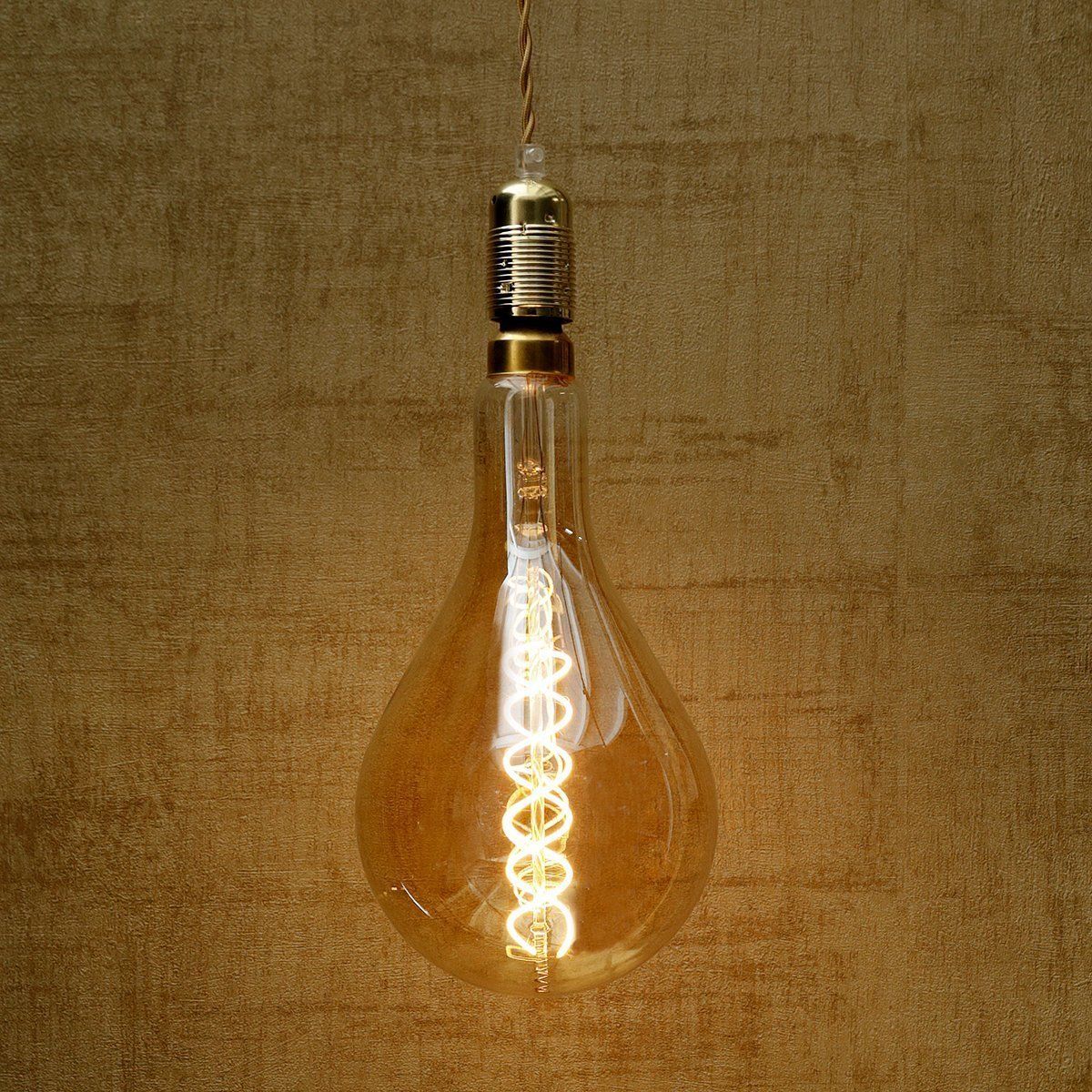 Ampoule déco LED à filaments STARS en verre ambré - Keria et Laurie Lumière