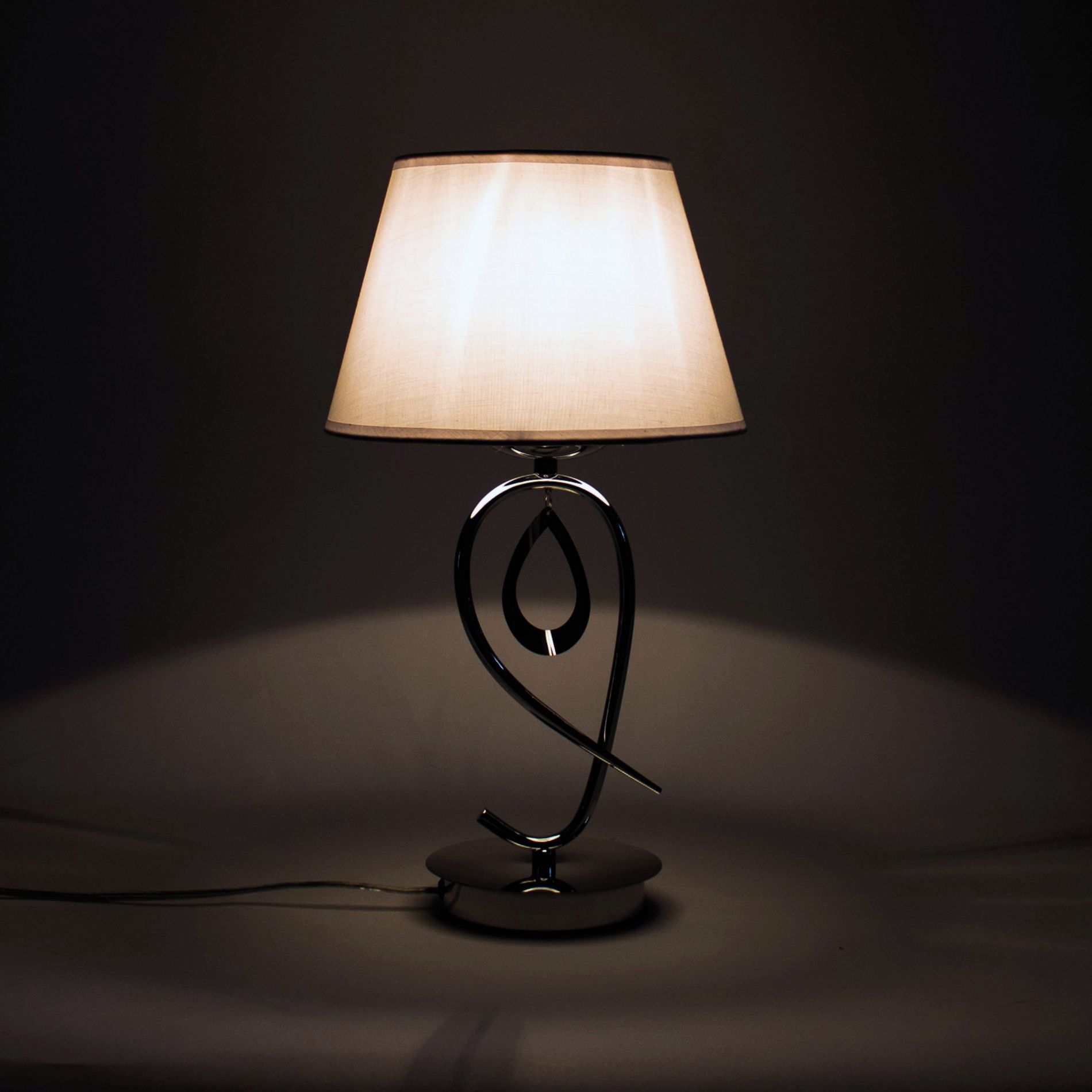 Lampe de bureau LED PURE GEMIN en métal argent - Keria et Laurie Lumière