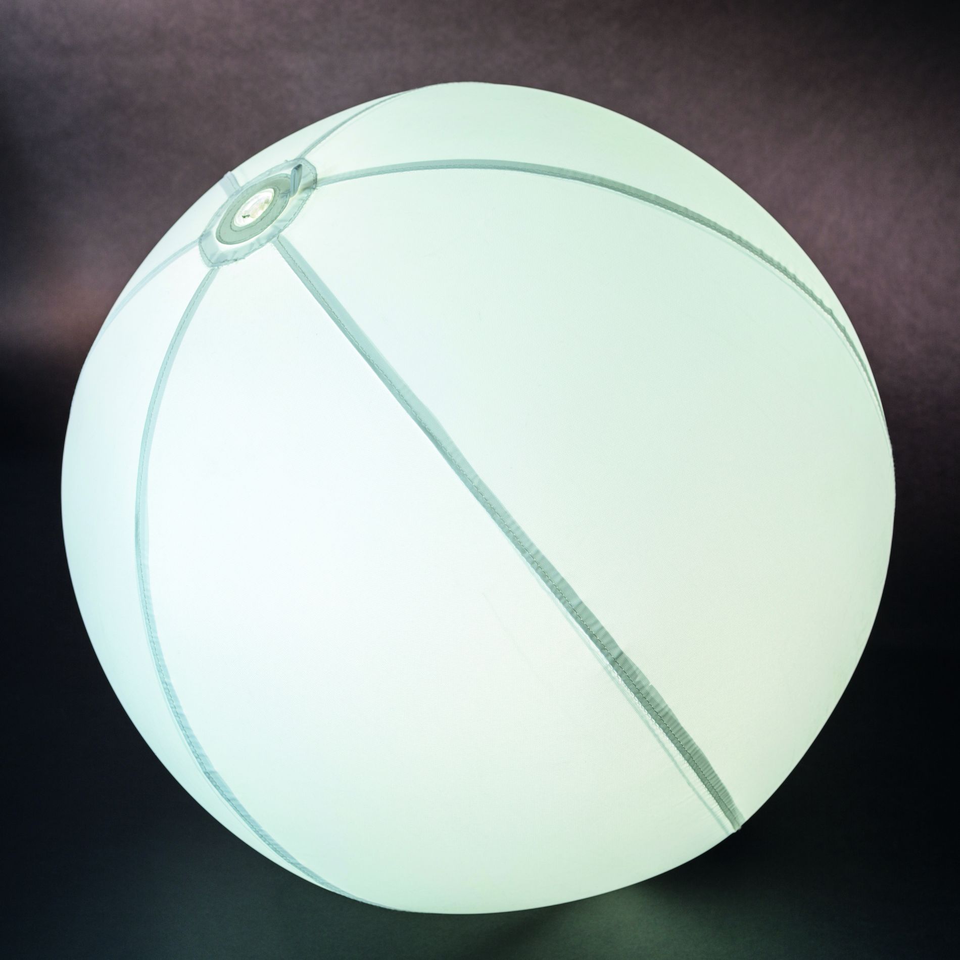 Boule lumineuse GLOBE (D50cm) en polyéthylène blanc - Keria et Laurie  Lumière