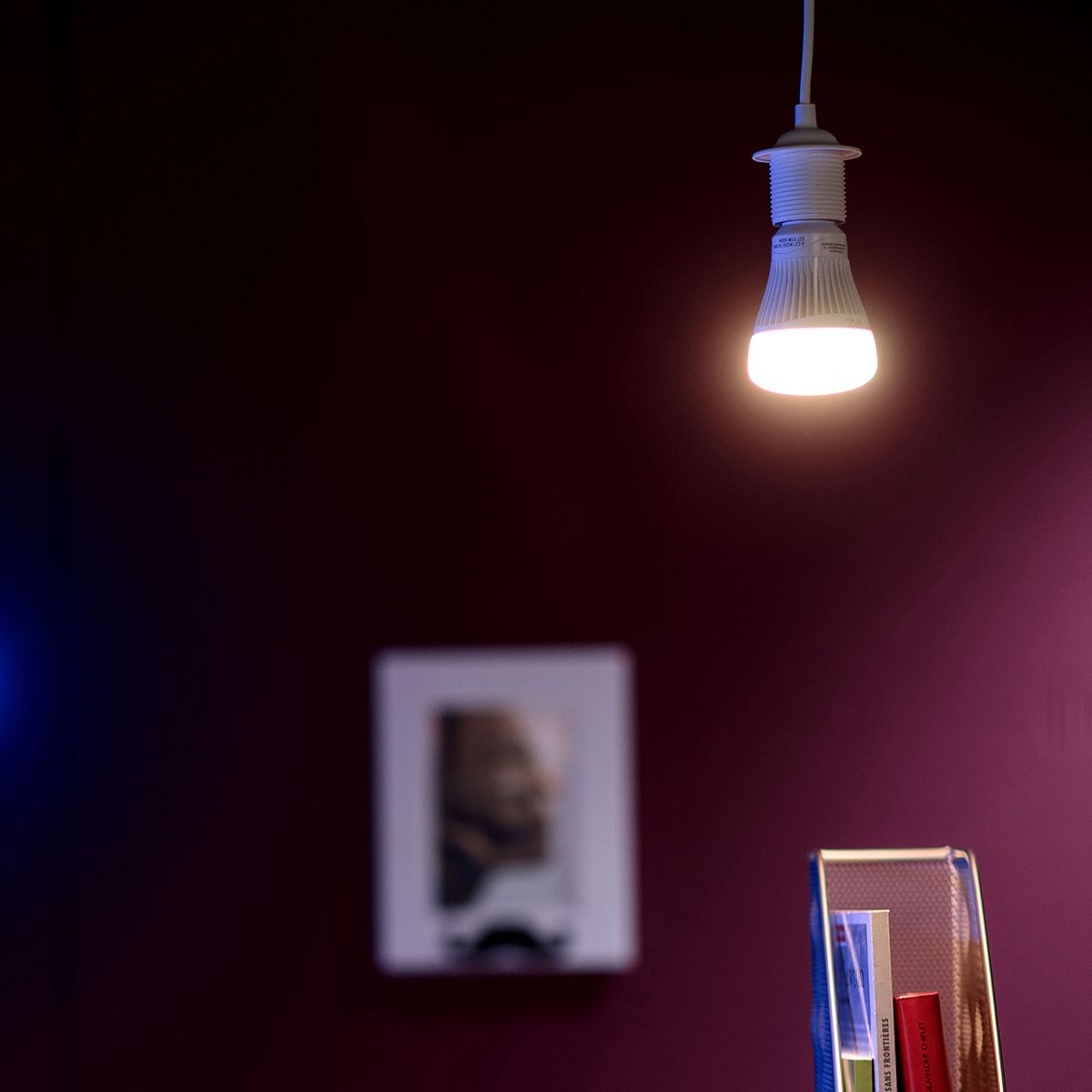 WiZ ampoule LED Connectée Wi-Fi Couleur E27, équivalent 60W, 806 lumen,  fonctionne avec Alexa, Google Assistant et Apple HomeKit