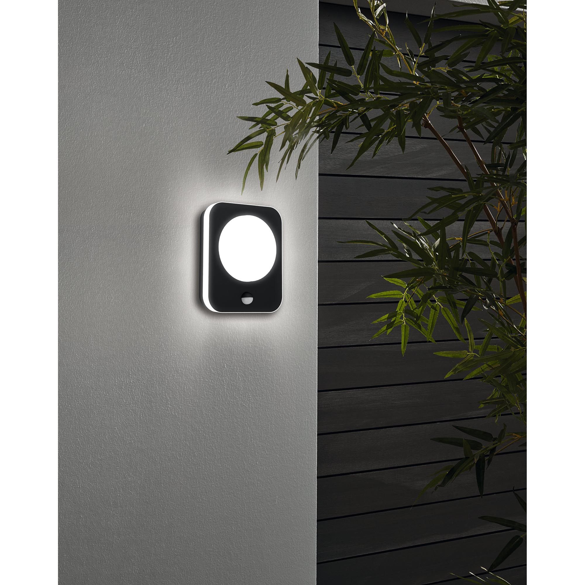 Applique extérieure en aluminium noir MADRIZ led intégrée 3,6W